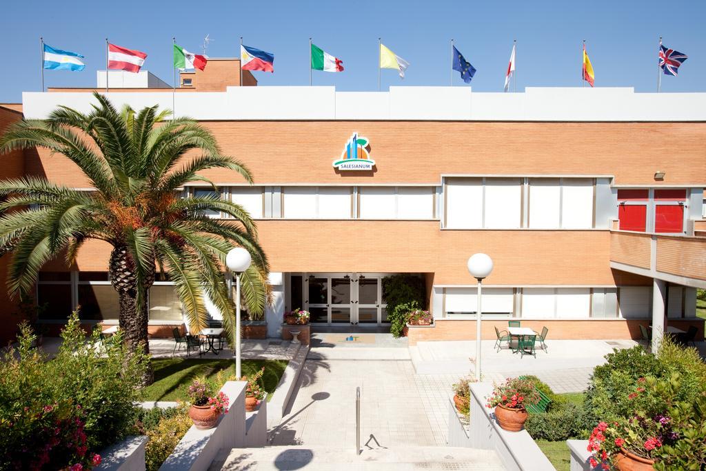 Вилла Casa Per Ferie Salesianum Фьюмичино Экстерьер фото